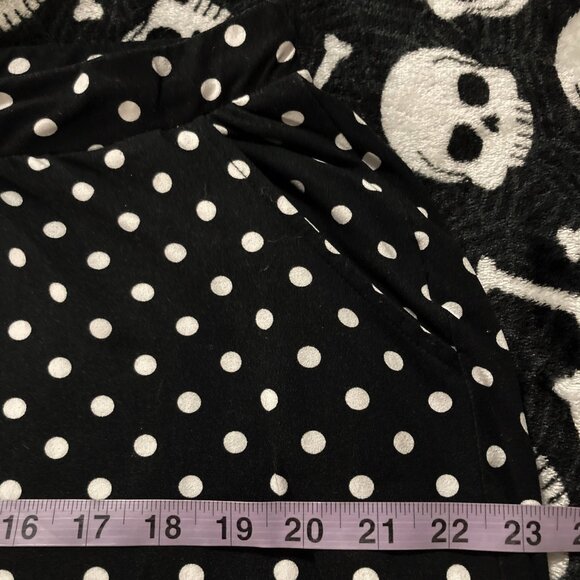 FABULOUS (brand) Black white polka dot capri length pajama pants ~ MEDIUM LARGE - Picture 8 of 11